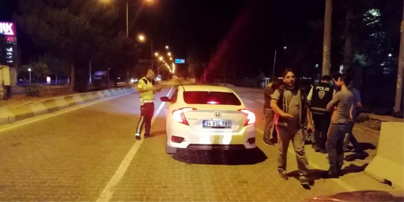 Gölbaşı ilçesinde trafik ve asayiş uygulamaları devam ediyor