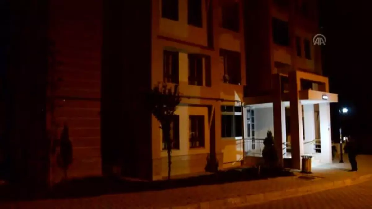 Karaman\'da 7. kattan merdiven boşluğuna düşen kişi öldü