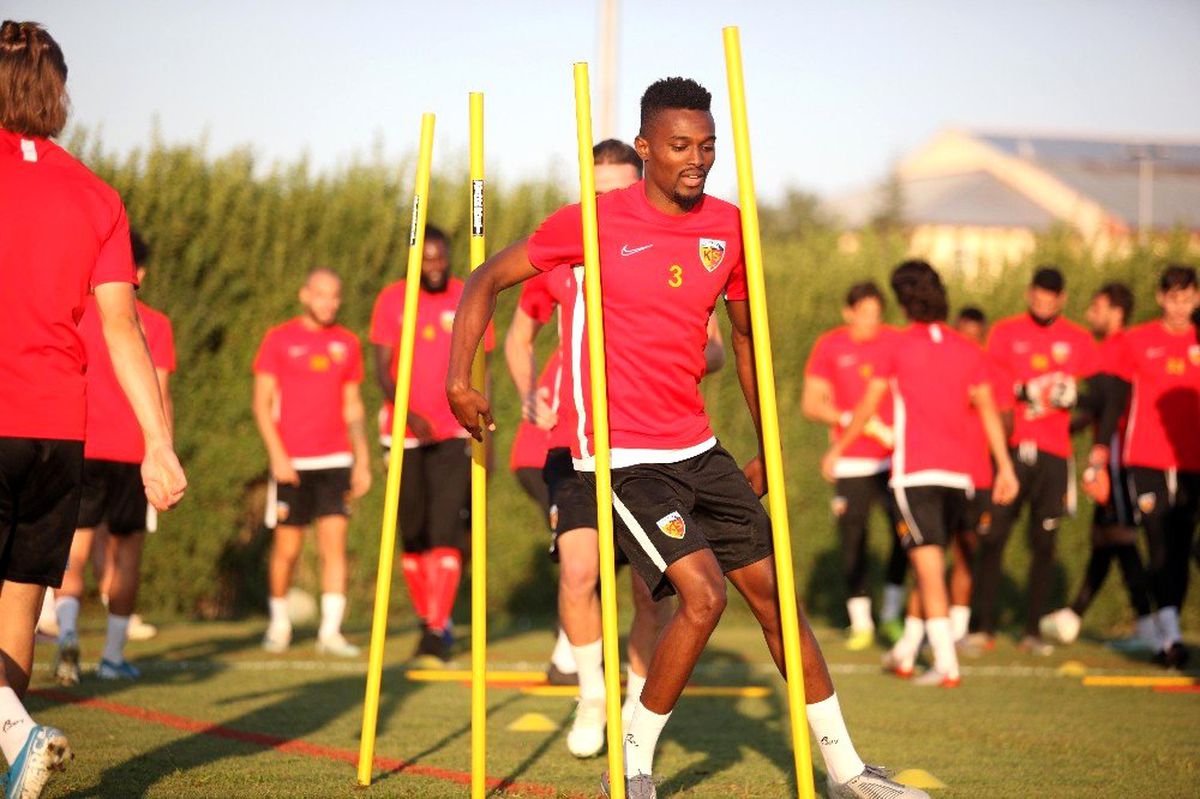 Kayserispor\'un rakibi Adanaspor