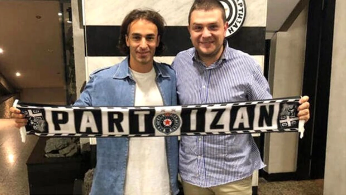 Lazar Markovic imzayı attı