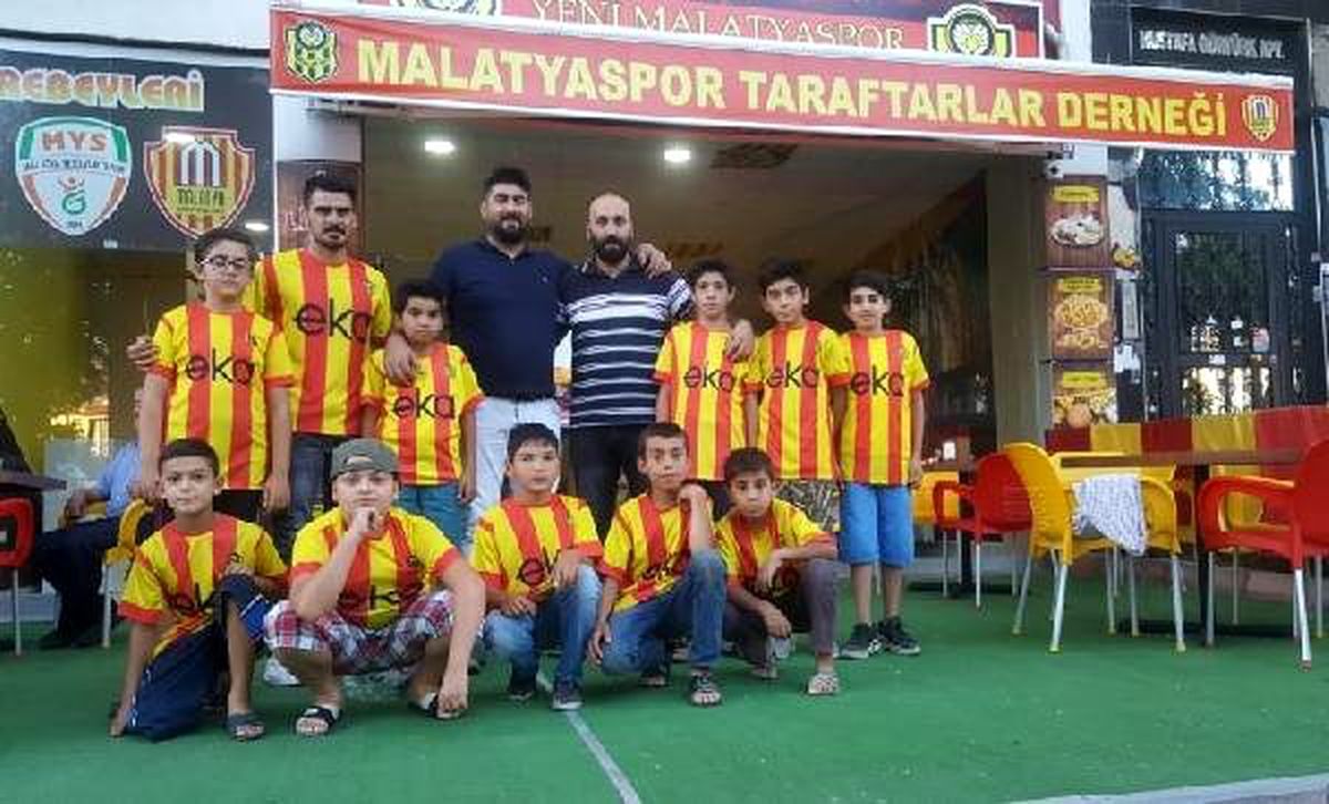 Malatyaspor taraftarlarından \'baba beni maça götür\' projesi
