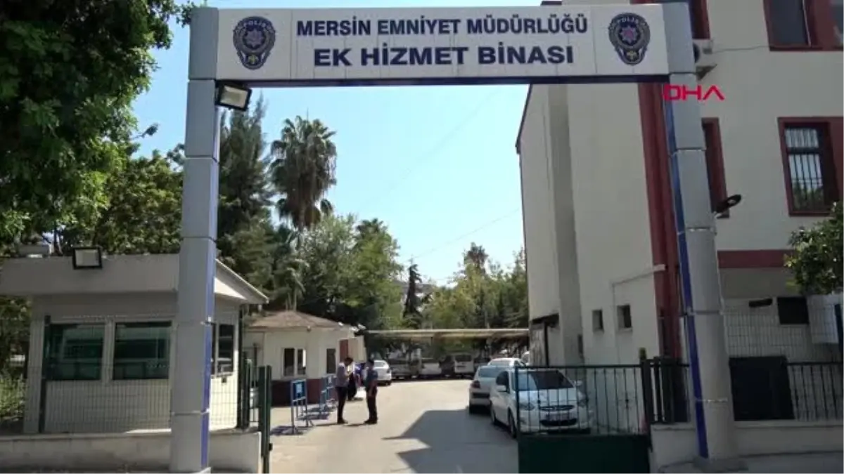 Mersin kanas, muz yüklü gemideki 83 kilo kokaini buldu