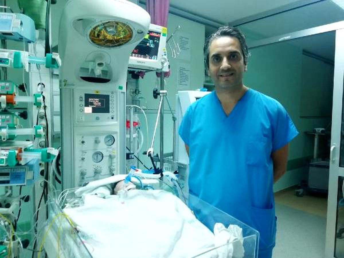 12 günlük bebeğe yapay damar