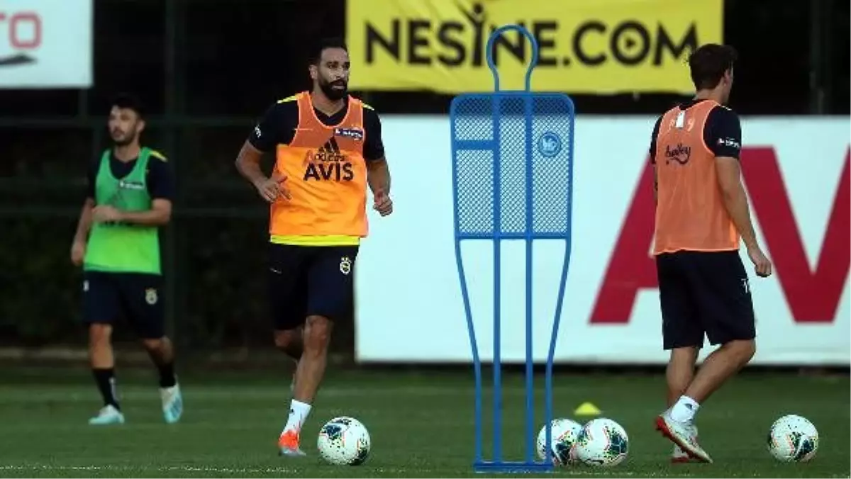 Adil rami: fenerbahçe ile şampiyonluk yaşamak istiyorum