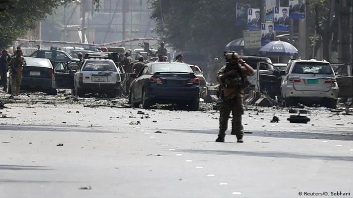 Afganistan\'da intihar saldırısı: En az 10 ölü