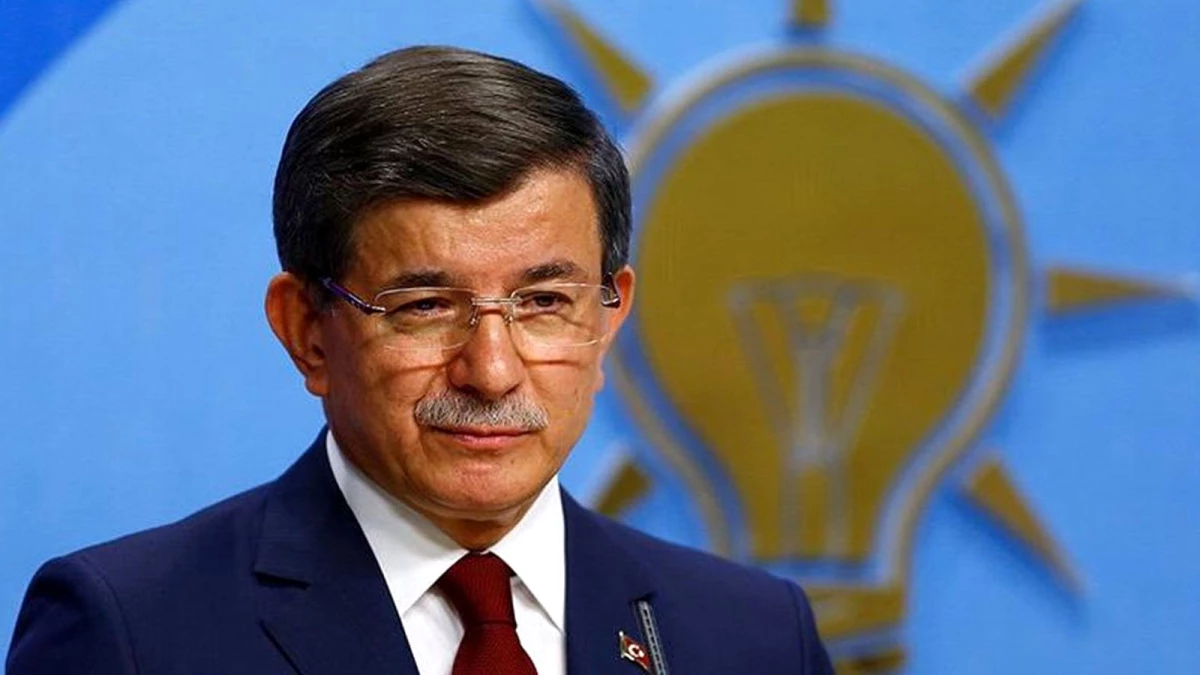 AK Parti\'de ihracı istenen Davutoğlu ve üç isme tebligat gönderildi