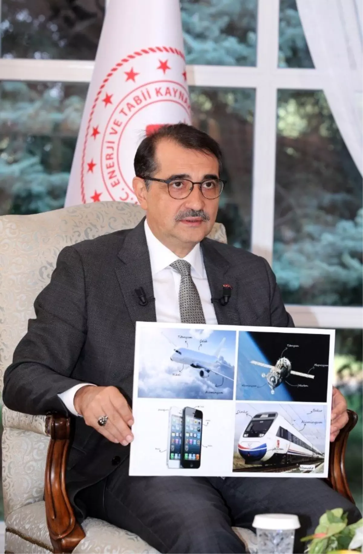 Bakan Dönmez: "2023 yılına kadar kamu binalarına biz yüzde 15\'lik bir tasarruf planlıyoruz"