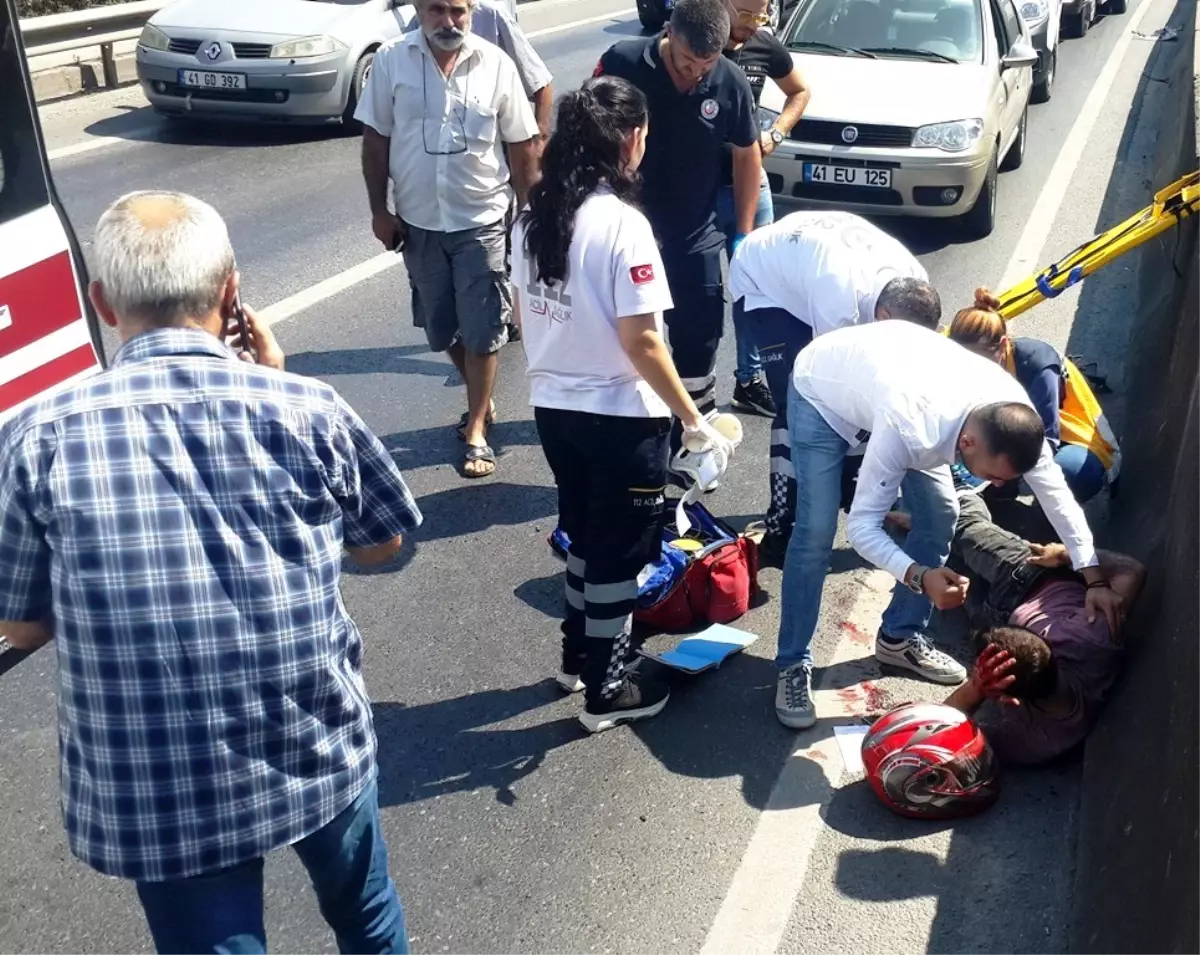 Beton mikseri ile çarpışan motosiklet sürücüsü yaralandı