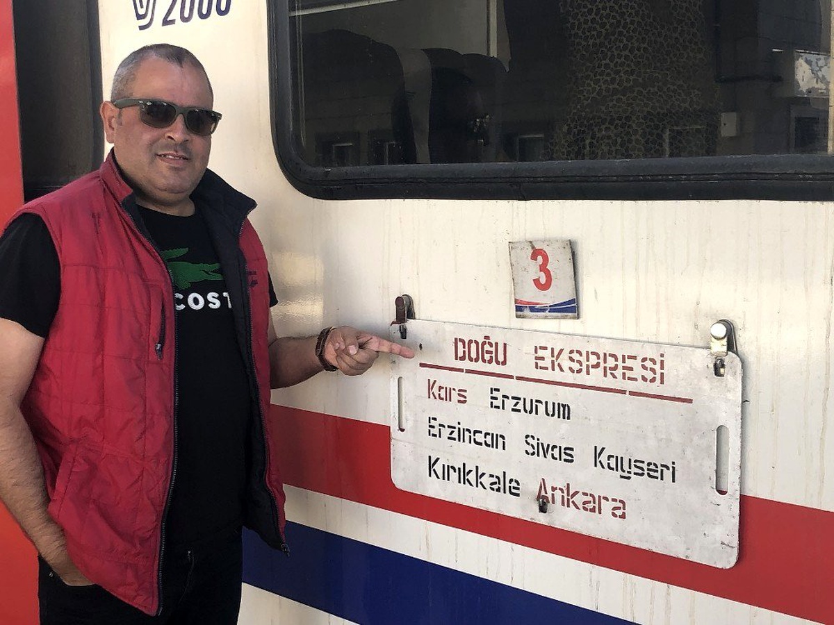 Doğu Ekspresi\'yle masalsı yolculuk sürüyor