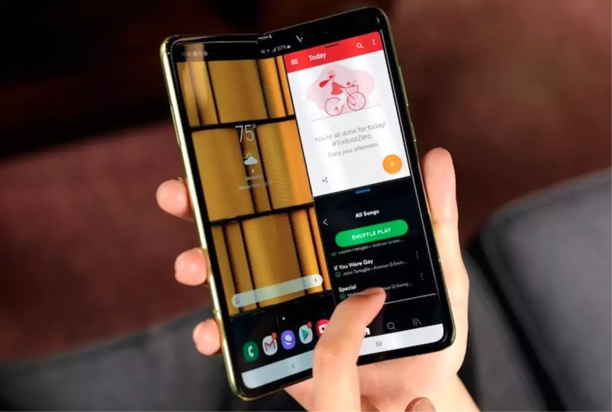 Galaxy Fold için yeniden ön kayıt yaptırabilirsiniz