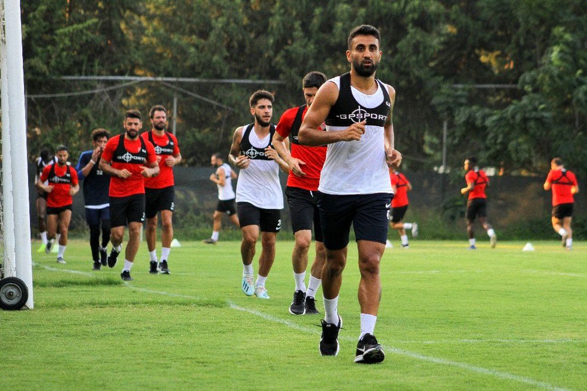 Hatayspor\'da milli ara sona erdi