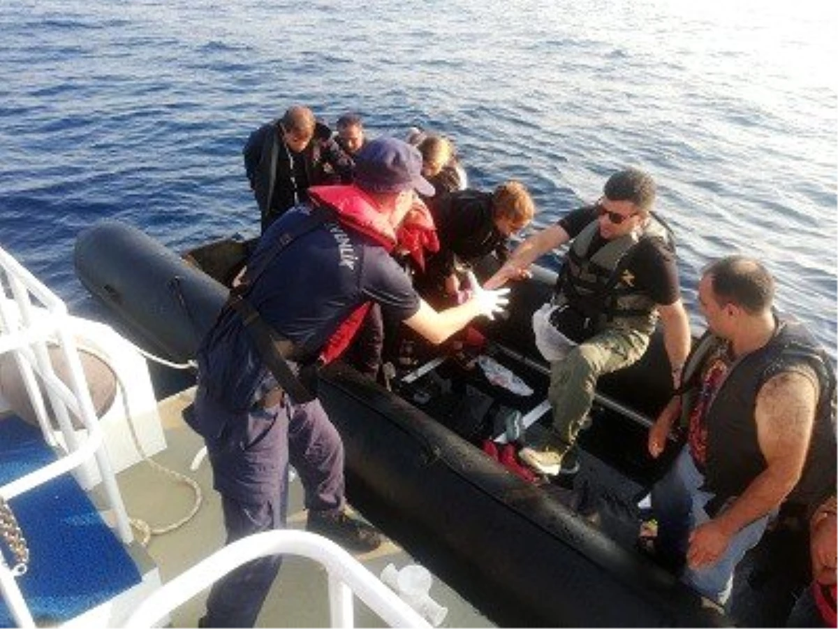 İzmir\'de 18 kaçak göçmen yakalandı
