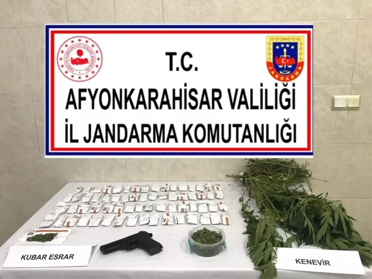 Jandarma baskınından 683 gram kubar esrar maddesi çıktı