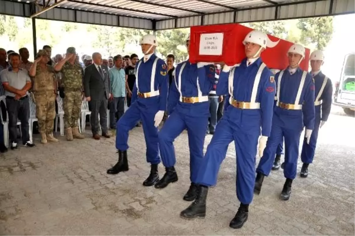 Kalp krizinden yaşamını yitiren asteğmen, son yolculuğuna uğurlandı