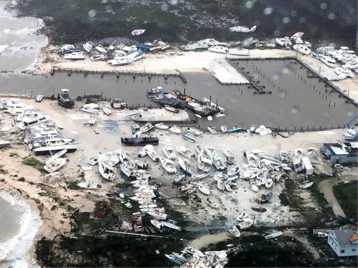 Kasırganın vurduğu bahamalar havadan görüntülendi