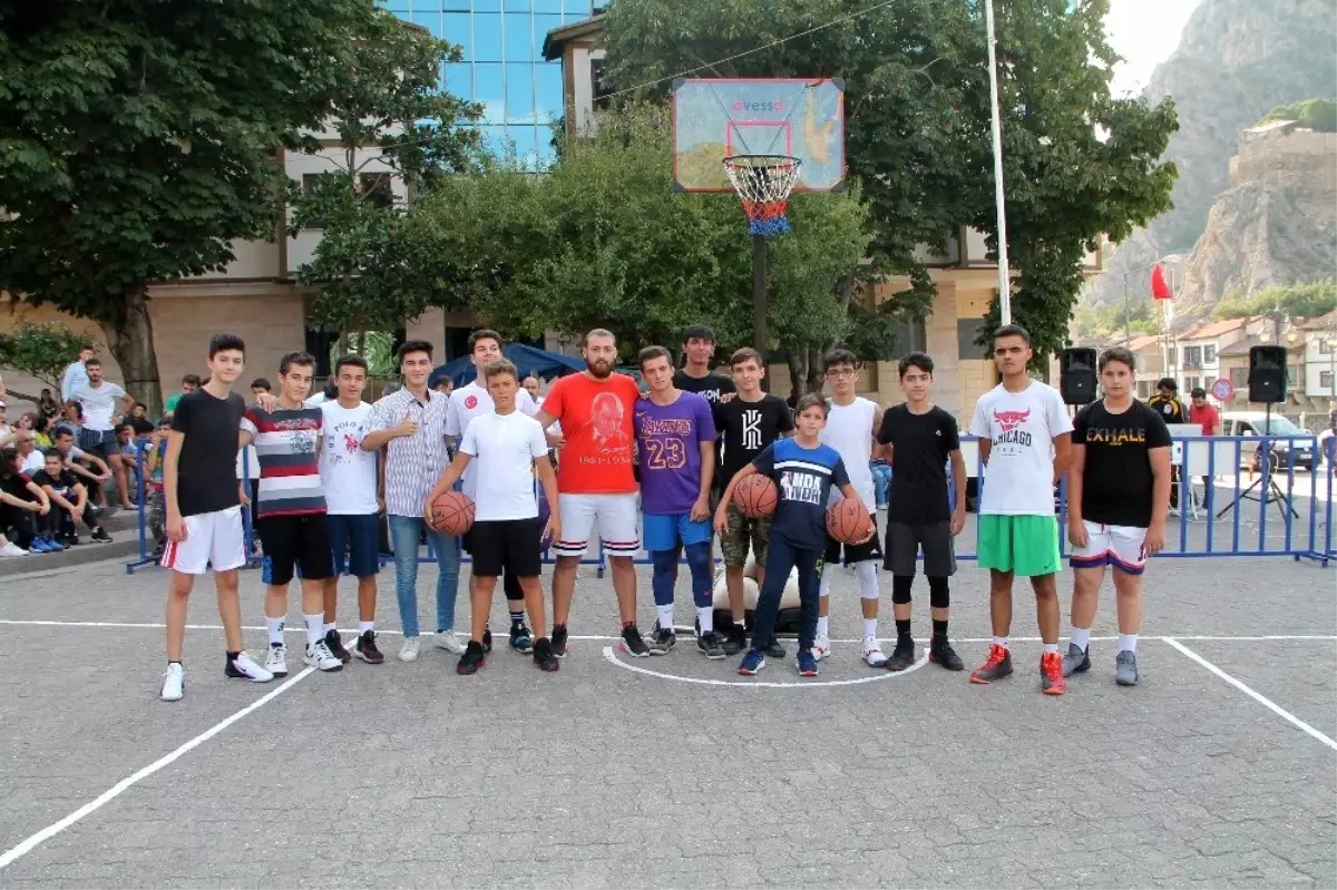 Şehzadeler Sokak Basketbol Turnuvası başladı