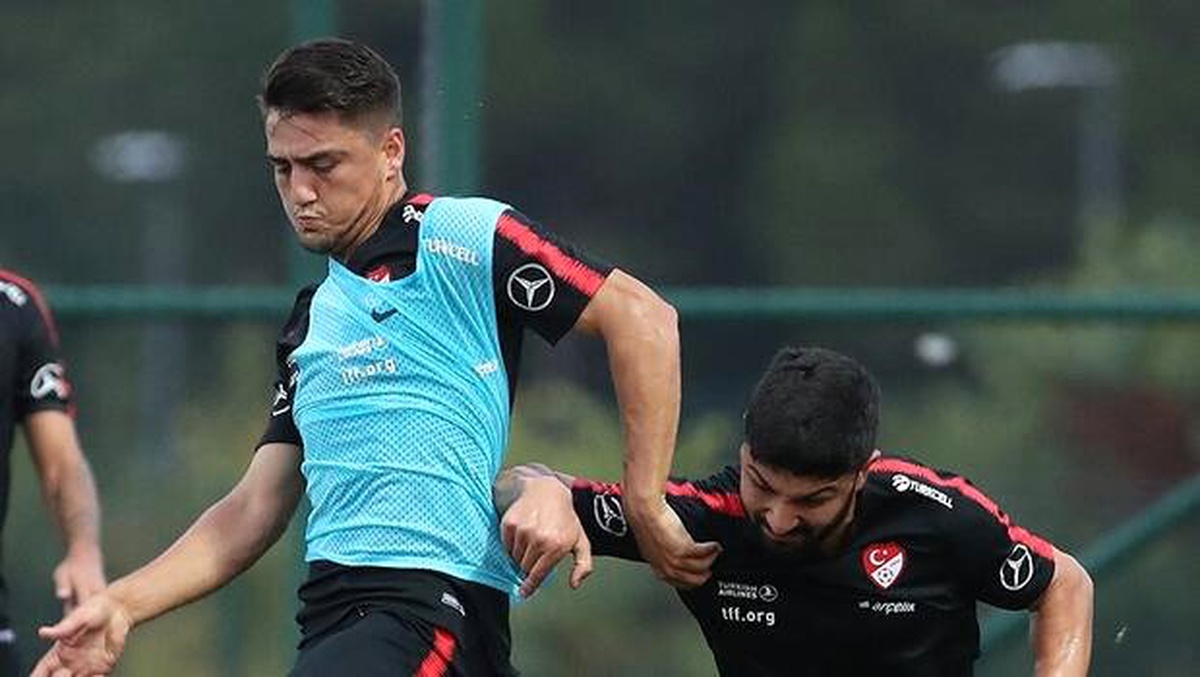 Son dakika: A Milli Futbol Takımı\'nda Cengiz Ünder kadrodan çıkarıldı