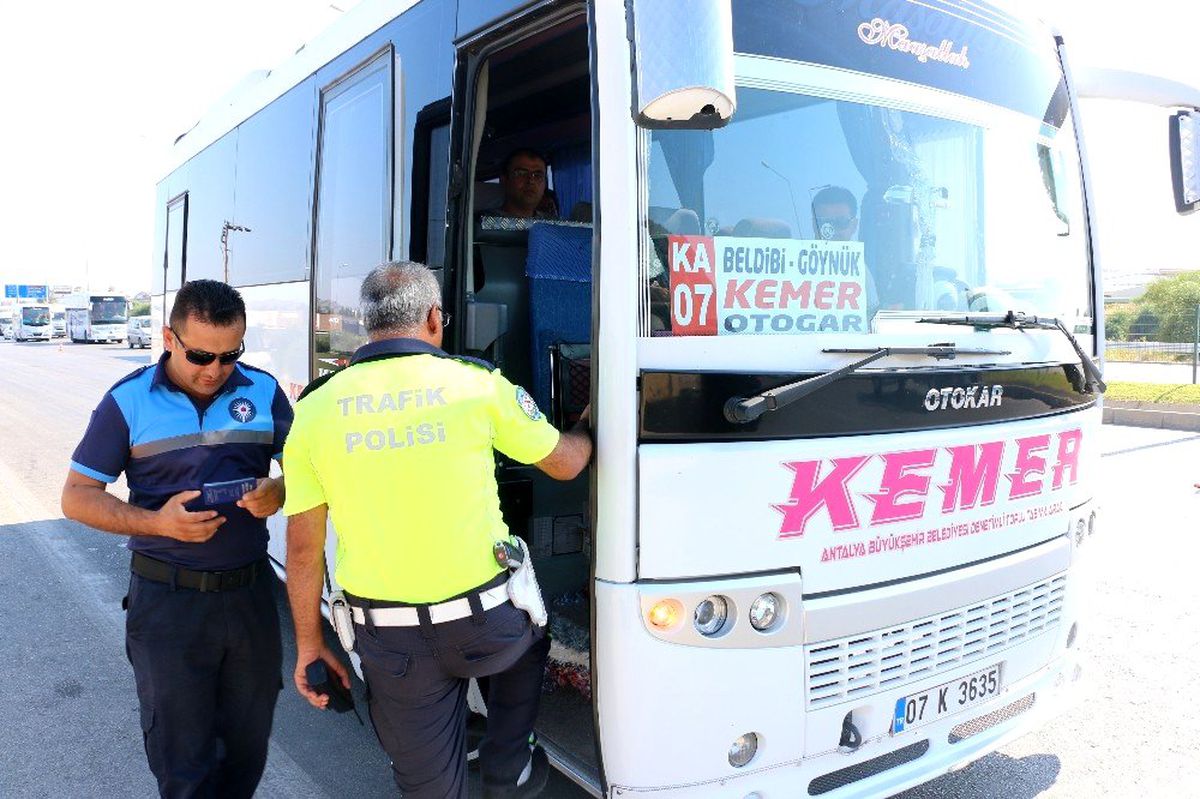 Toplu ulaşım araçları denetlendi