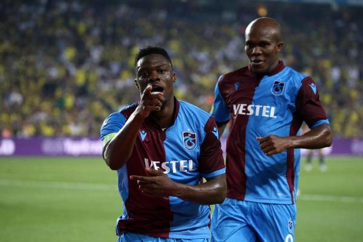 Trabzonspor\'u gol yollarında forvet ve bekleri sırtlıyor