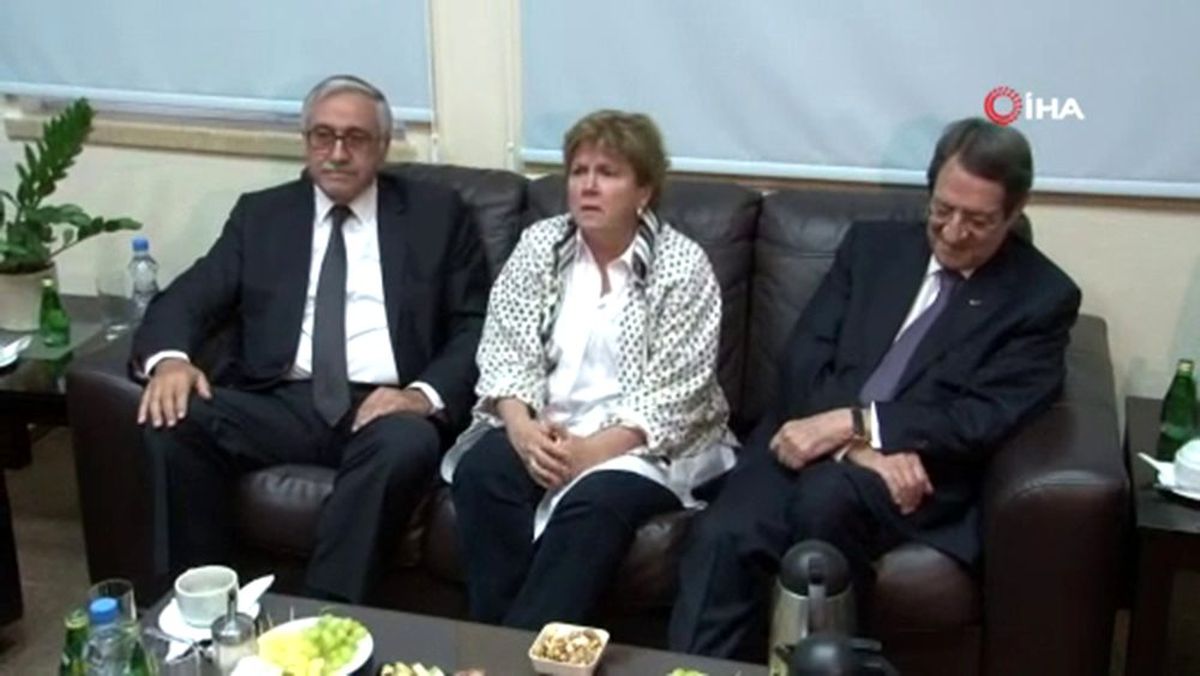 BM, Kıbrıs liderlerini bir araya getirdi