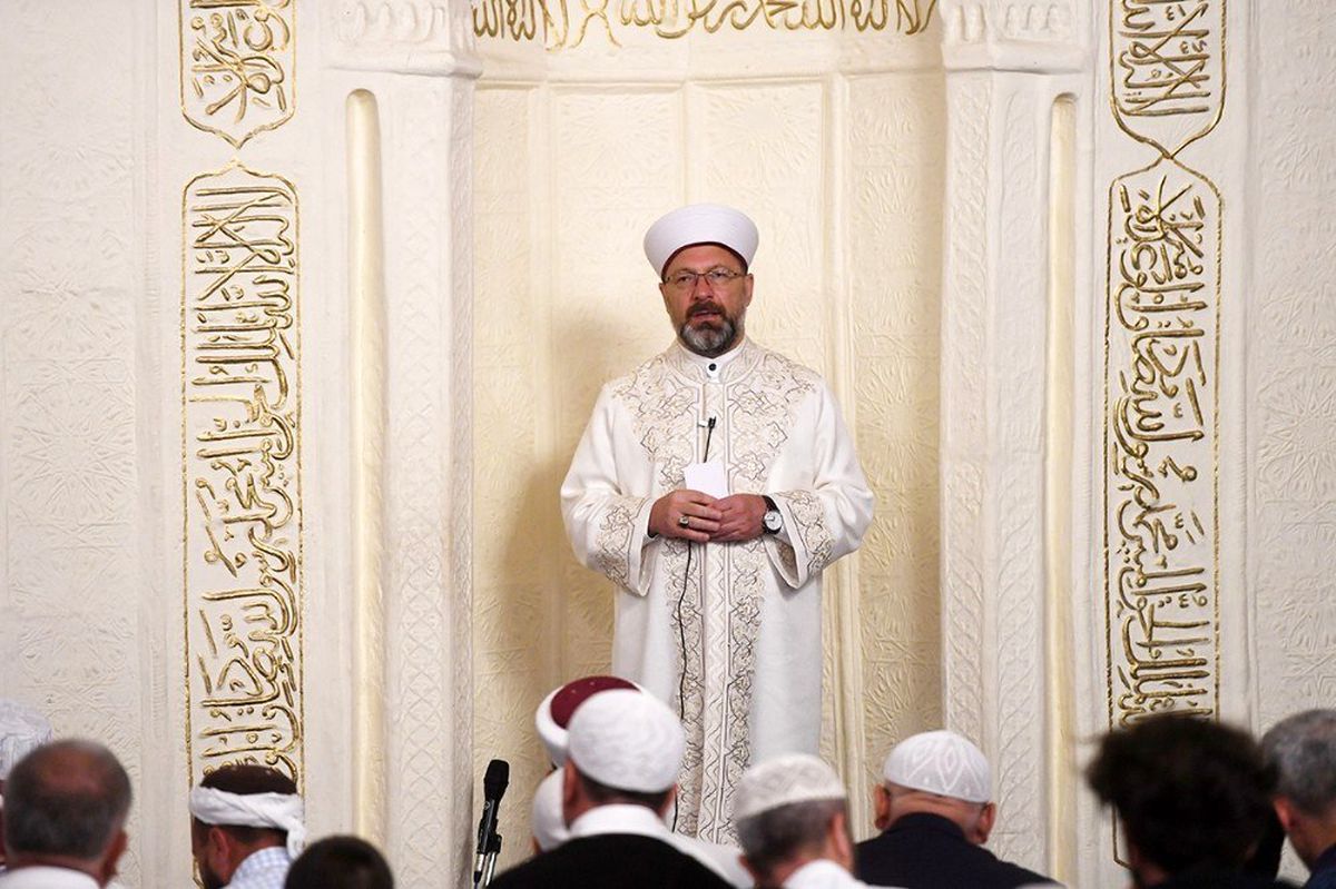 Diyanet İşleri Başkanı Erbaş: "Çocuklarımızı Kur\'an\'a uygun bir hayata sahip olacak özellikte...