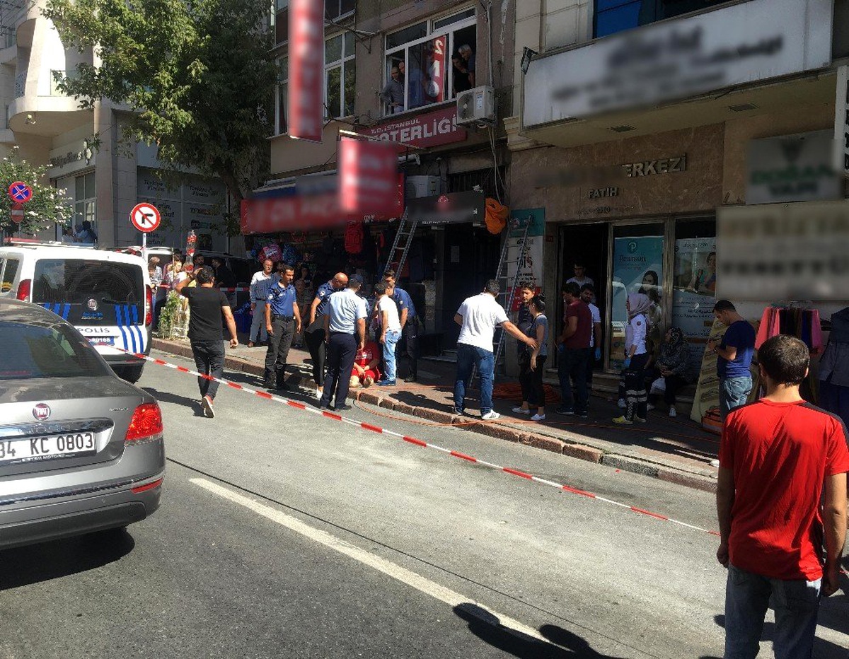 Fatih\'te elektrik akımına kapılan işçi hayatını kaybetti