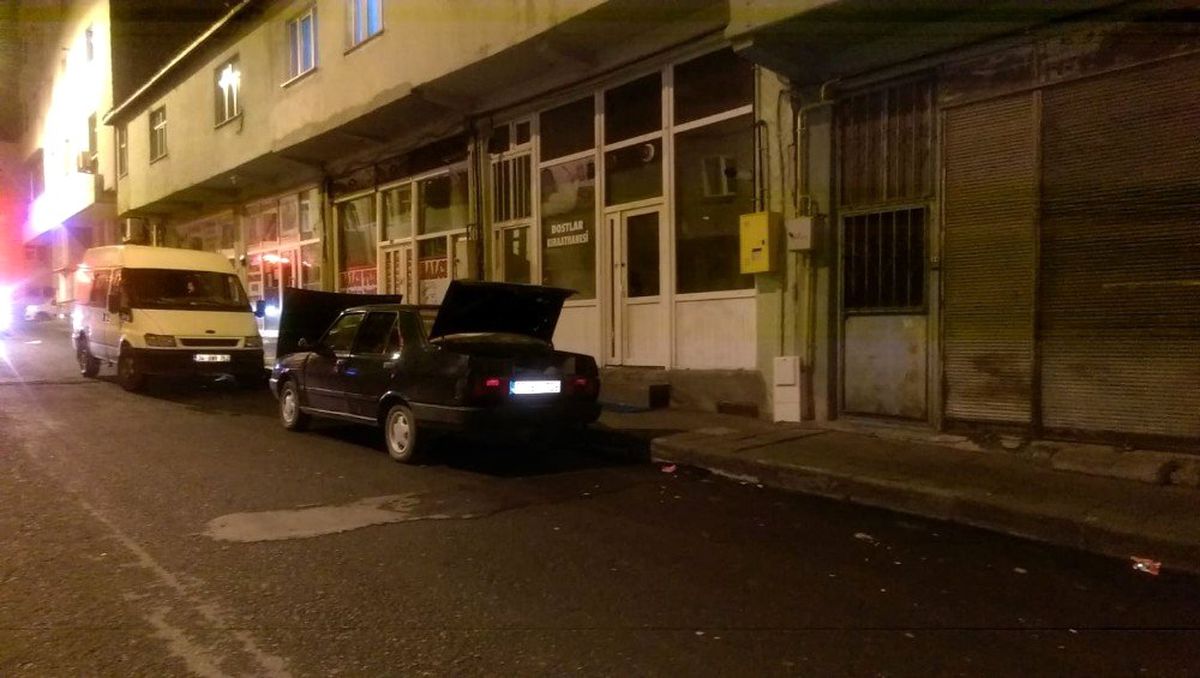 Gaz kaçağı bulunan araca itfaiye ekipleri müdahale etti