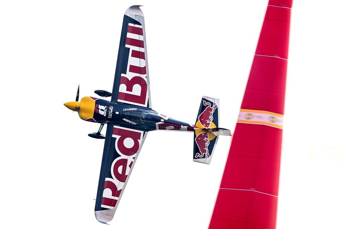 Red Bull Air Race\'te şampiyon belli oluyor