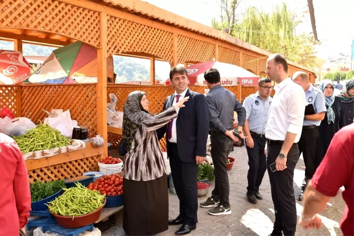 Türkeli\'de Köylü Pazarı hizmete girdi