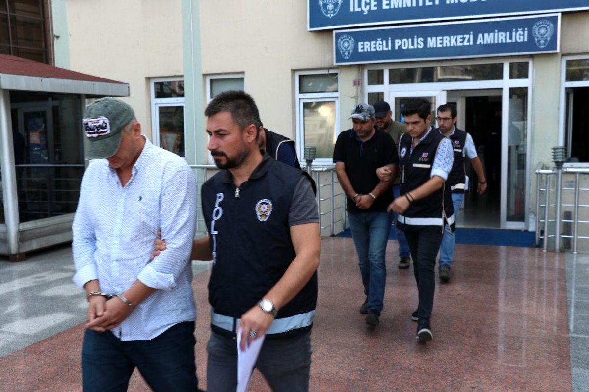 Yoksullara dağıtılan kömürü kalitesiz kömürle değiştiren zanlılar adliyede