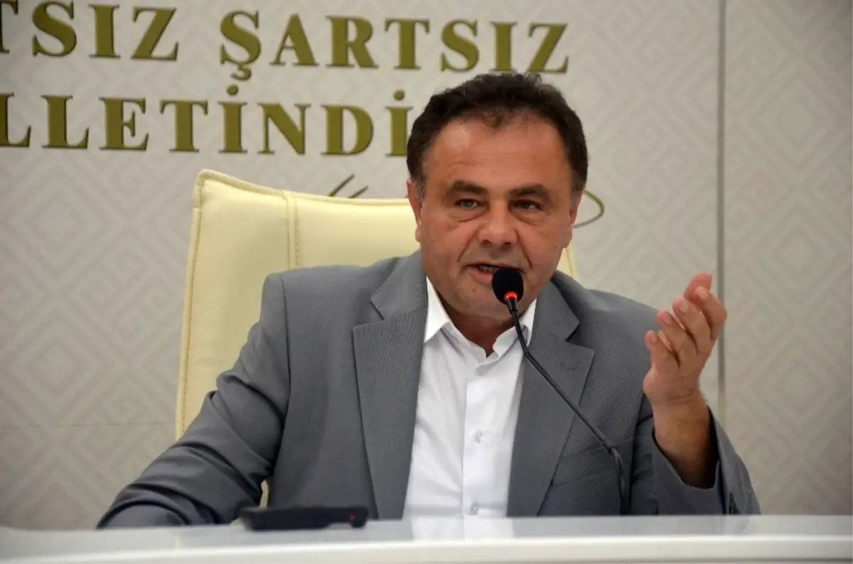 Başkan Şahin, Kaftancıoğlu\'na verilen cezayı eleştirdi