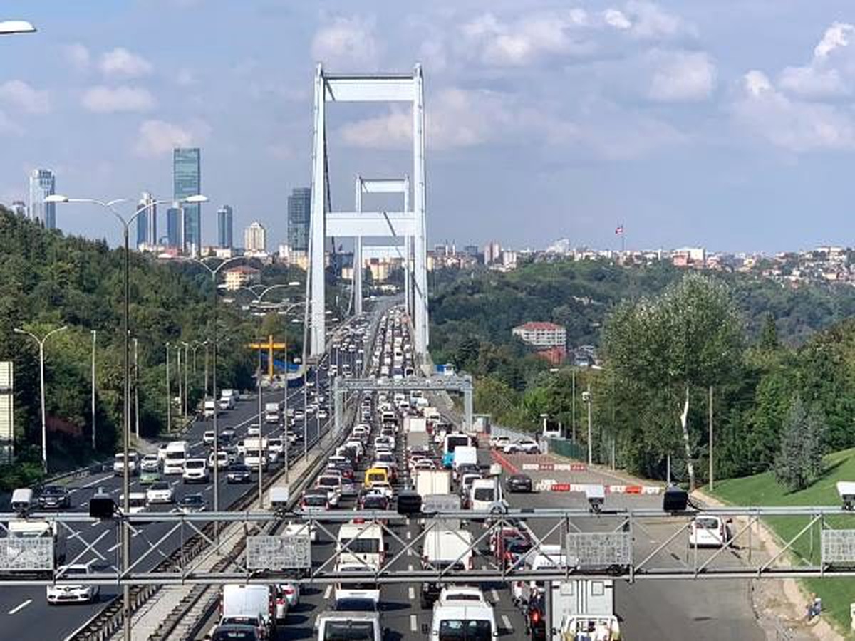 / ek bilgi / fsm köprüsü\'nde hareketli dakikalar