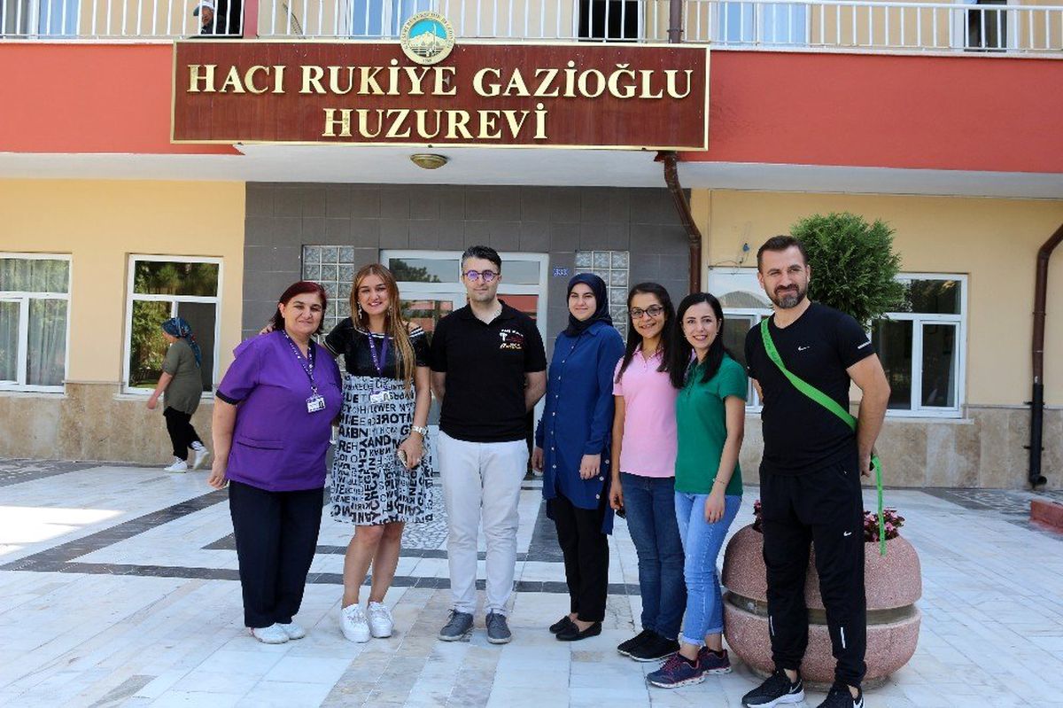 Huzurevi\'nde Ortopedi Taraması