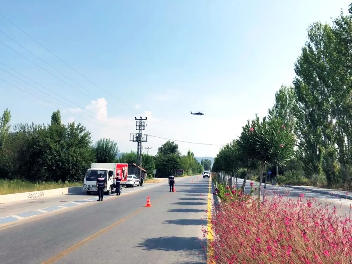 Jandarma trafikten Dalyan yoluna havadan takip