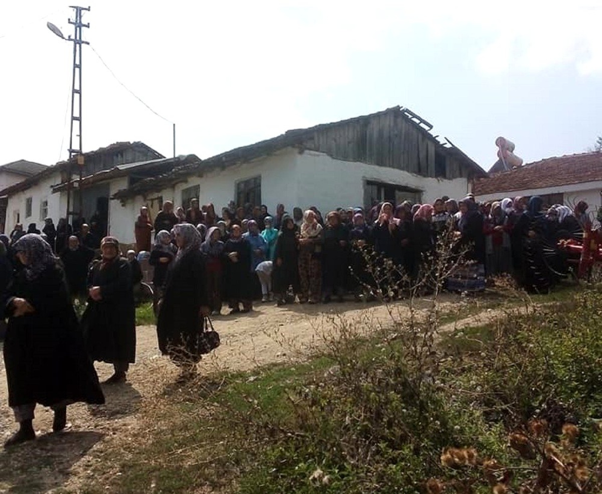 Minik Yusuf gözyaşları ile toprağa verildi