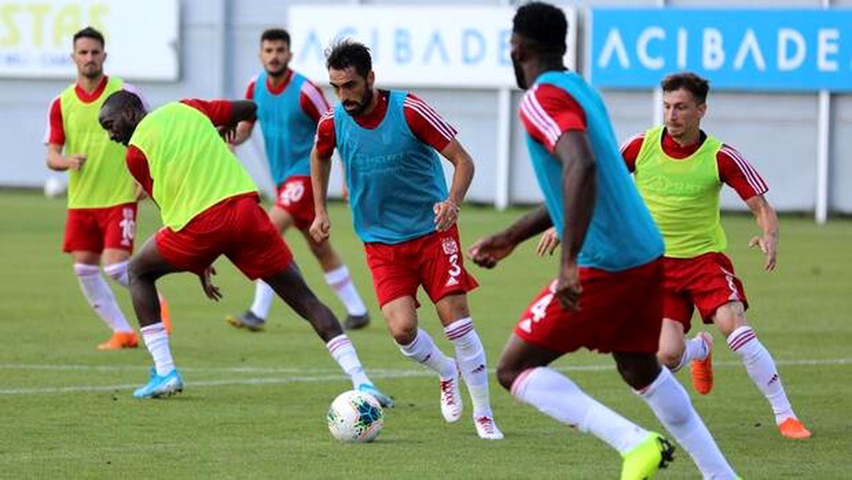 Sivasspor\'da Başakşehir hazırlıkları sürüyor