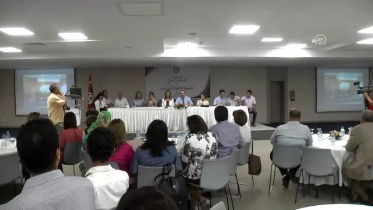 Tunuslu hakimlerden cumhurbaşkanı adayı Karvi\'nin tutuklanmasına tepki