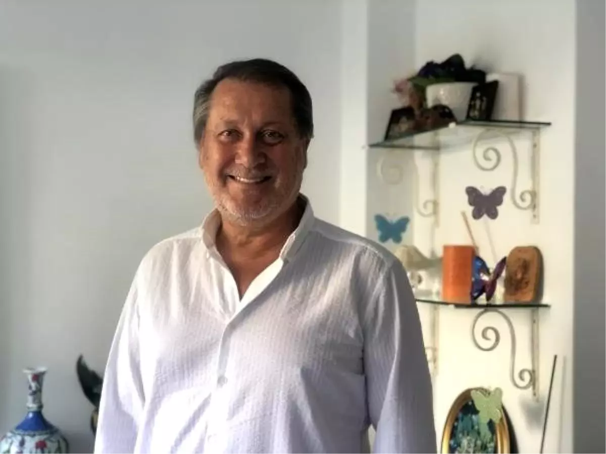 Ahmet özhan\'dan çocukları için eylem yapan ailelere destek