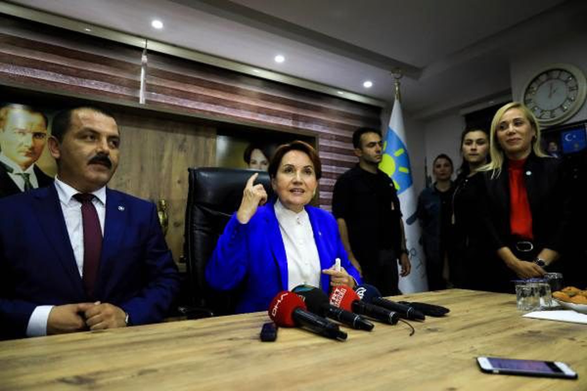 Akşener: istanbul ve ankara\'ya kayyum atanması çılgınlığına cumhurbaşkanı izin vermez