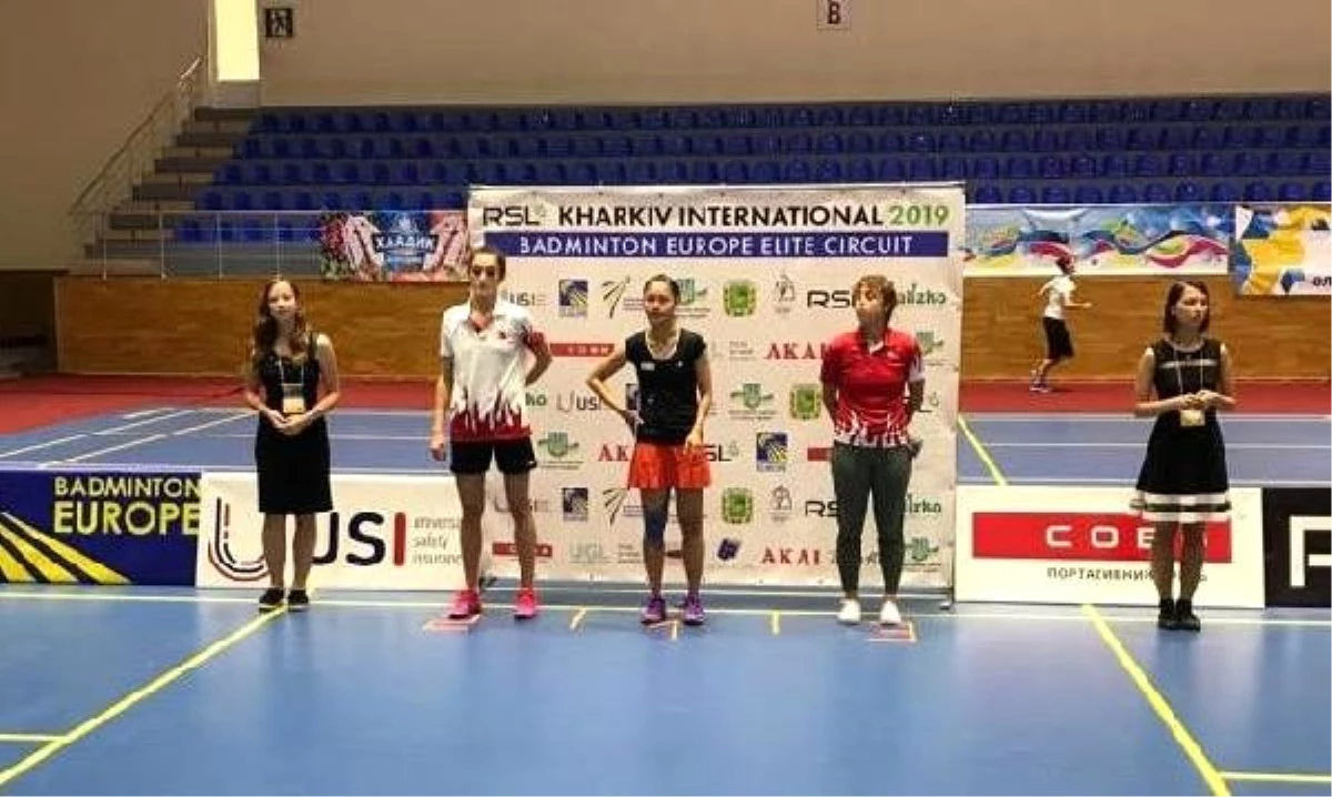 Badmintonda olimpiyat kotasına 1 gümüş ve 2 bronz madalya