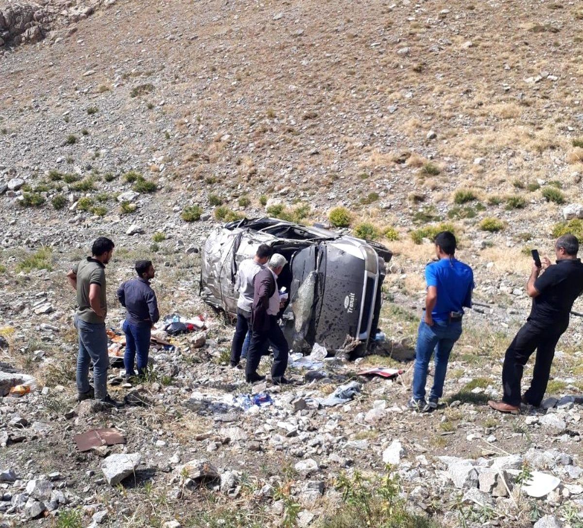 Bahçesaray\'da trafik kazası; 1 ölü, 1 yaralı