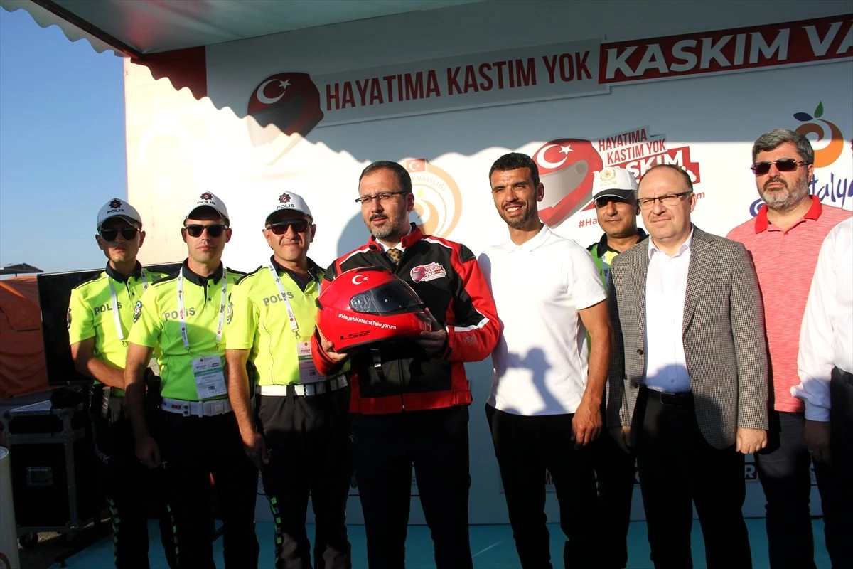 Bakan Kasapoğlu, MXGP\'nin startını verdi