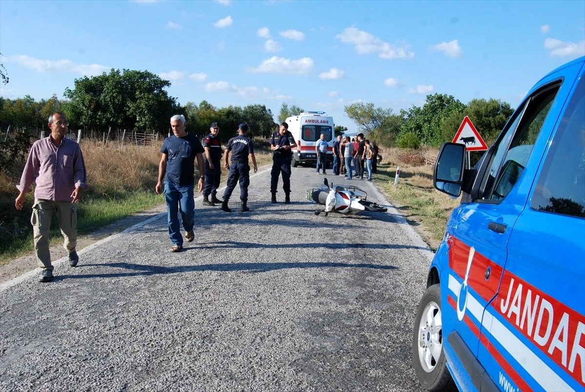 Bayramiç\'te motosikletten düşen sürücü yaralandı