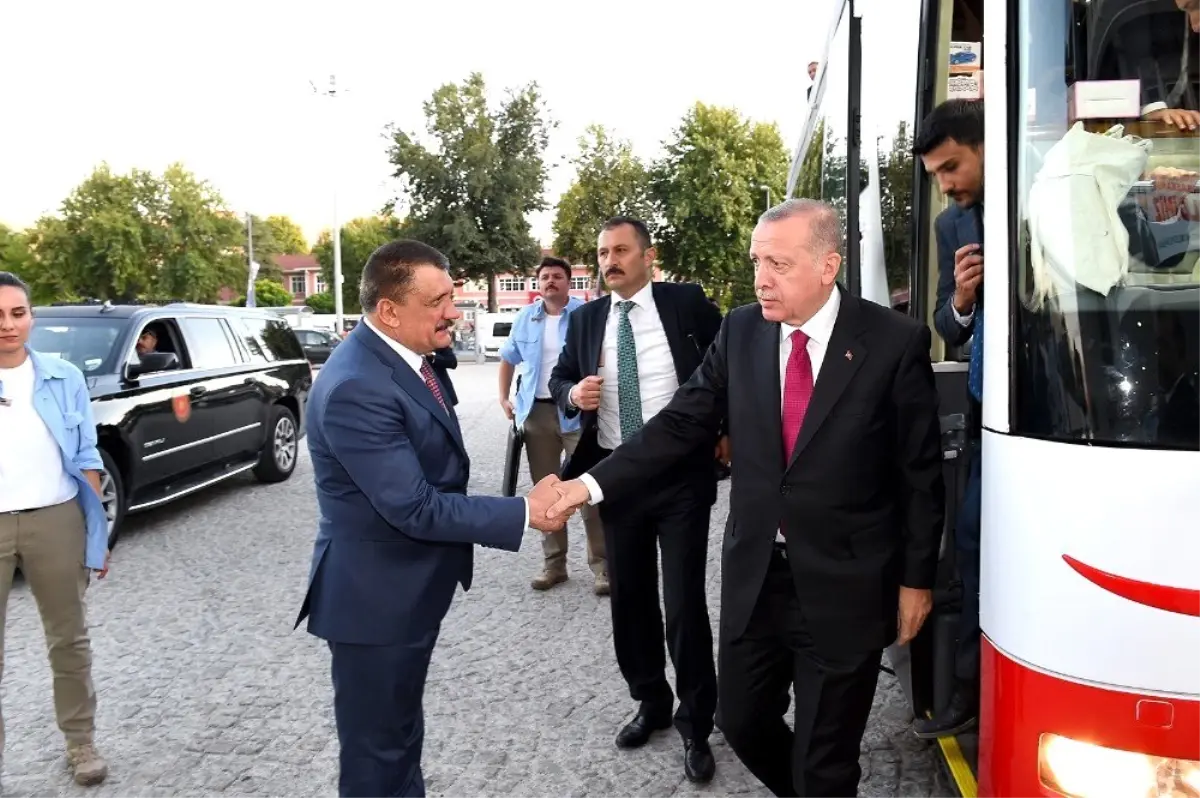 Cumhurbaşkanı Erdoğan\'dan Malatya Büyükşehir Belediyesine ziyaret