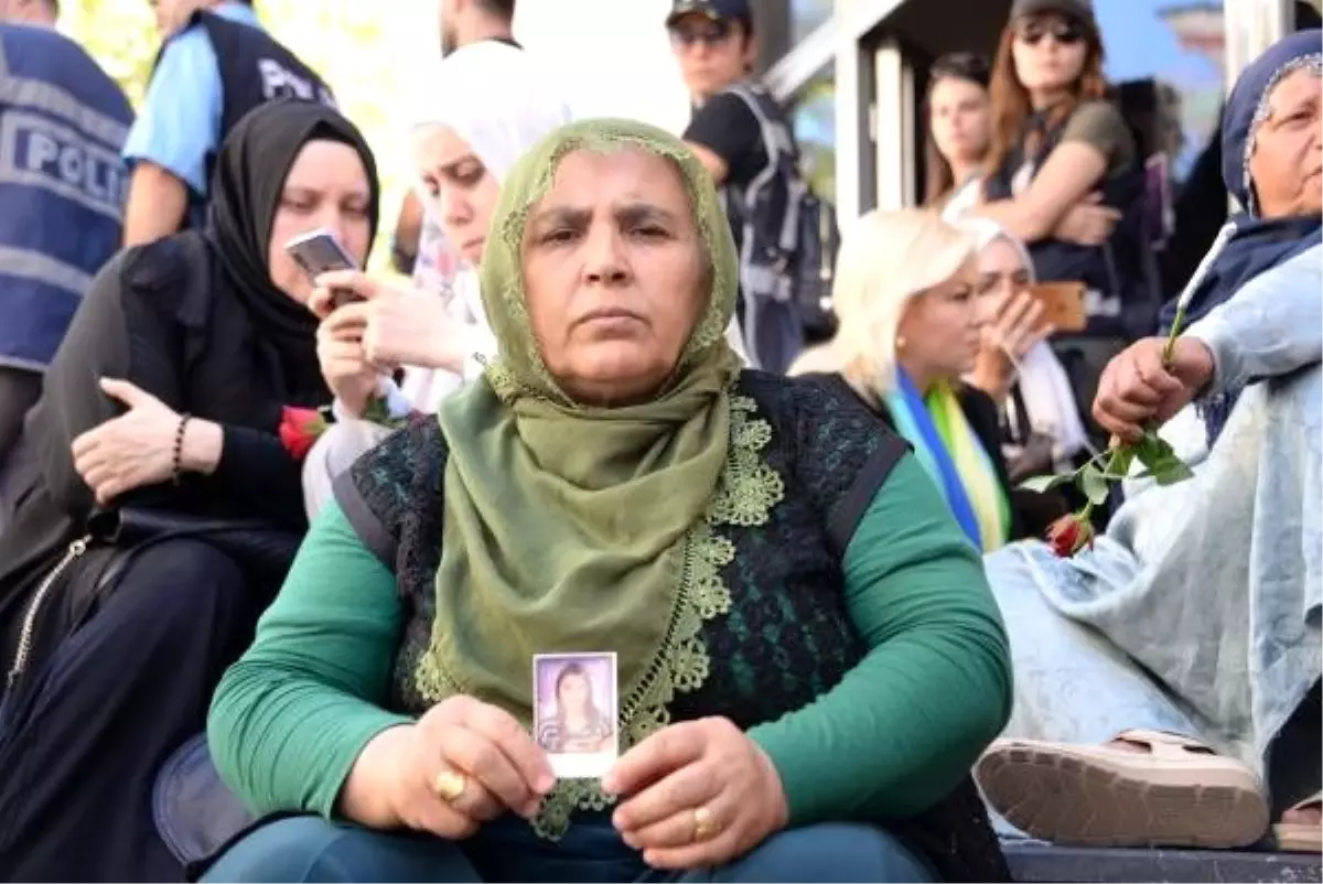 Diyarbakır\'da hdp önündeki oturma eylemi 6\'ncı gününde (3)