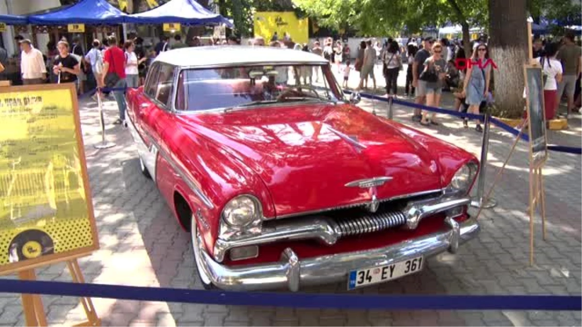 Kadıköy plak günleri müzikseverleri buluşturdu