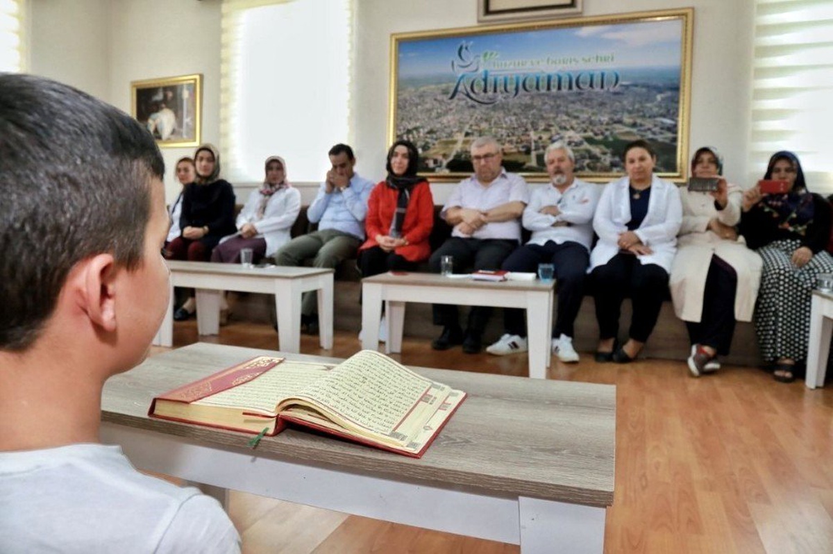 Kadın ve gençlik merkezi öğrencilerinden kapanış programı