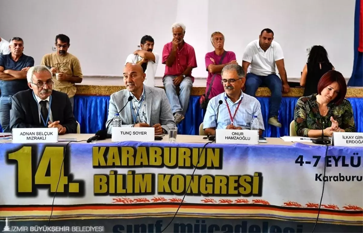 Karaburun Bilim Kongresi\'nde "Yerel Yönetimler, Kriz ve Çıkışlar" paneli