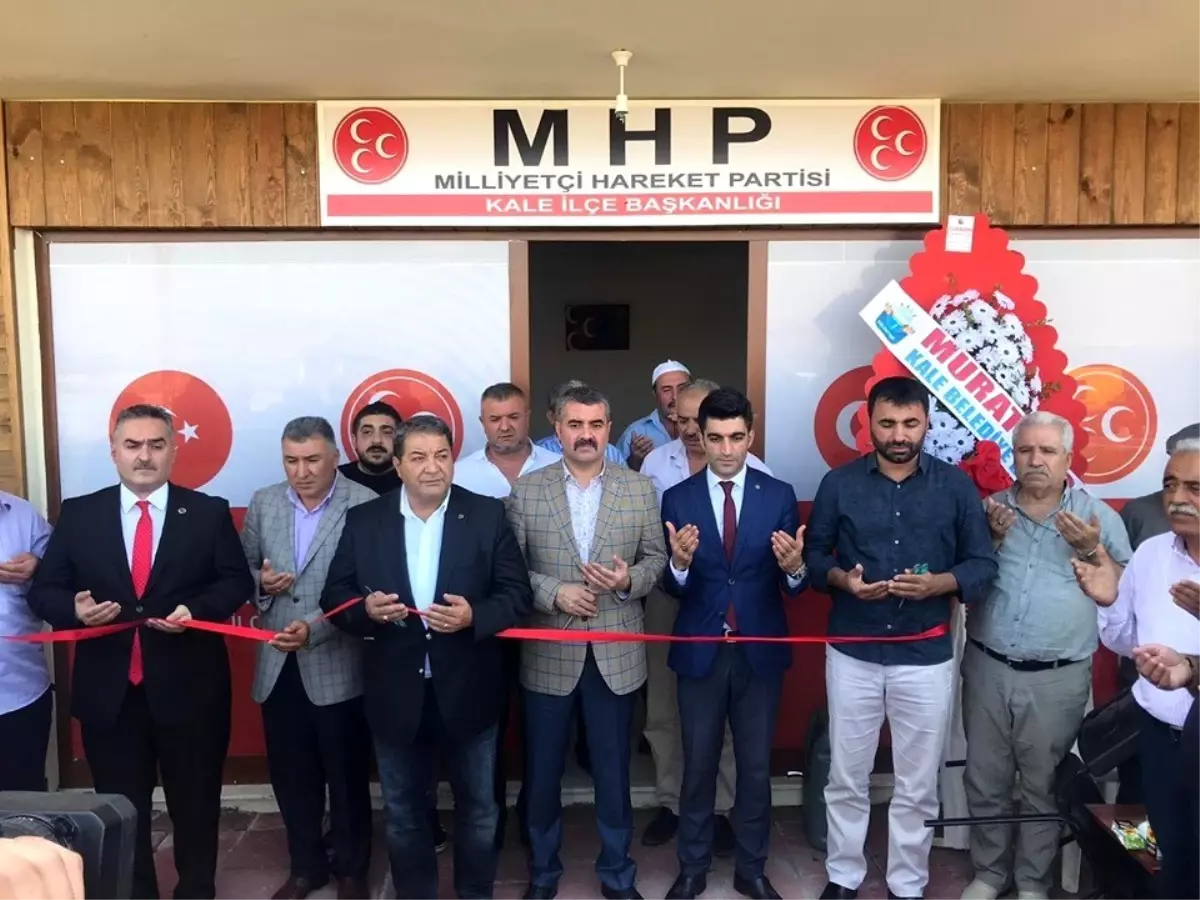 MHP Kale ilçe teşkilatı yeni yerine taşındı