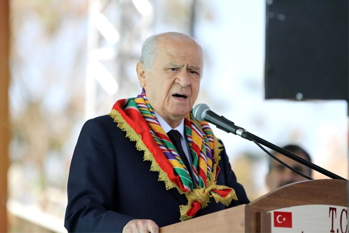 MHP Lideri Bahçeli, Söğüt\'te önemli mesajlar verdi